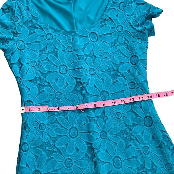 Tiana B. Turquoise Lace Sheath Cap Sleeve Dress - Size Small - Picture 13 of 16